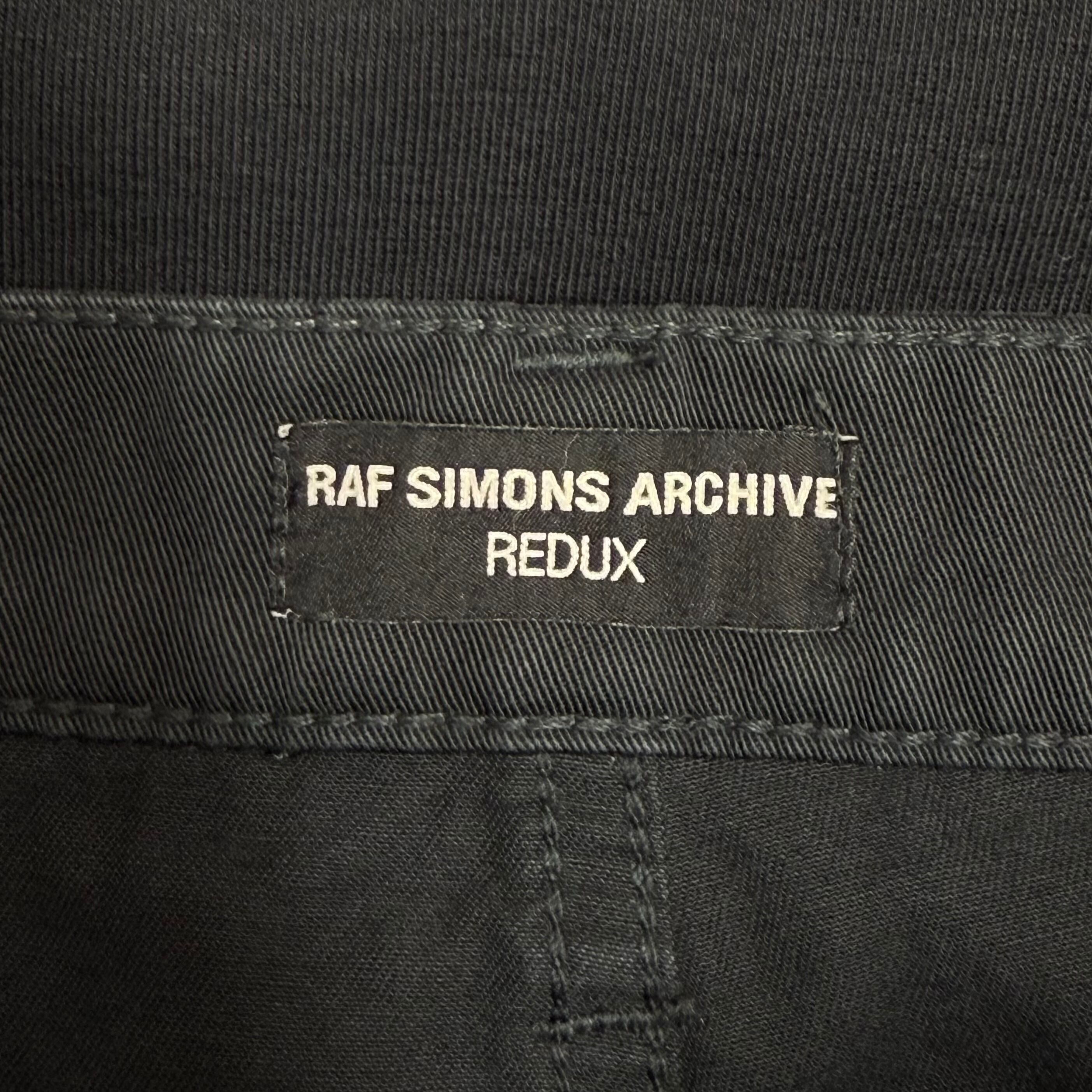RAF SIMONS 宗教期復刻 Fitting Jeans With T-Shirts At Waist | A