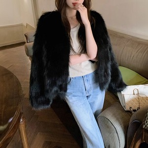 ファー ジャケット アウター レディース 秋冬 韓国 エコファー ふわふわ もこもこ きれいめ 大人 防寒 保温 上品 フォーマル パーティー ゆったり ノーカラー ブルゾン 大人可愛い 大人女子