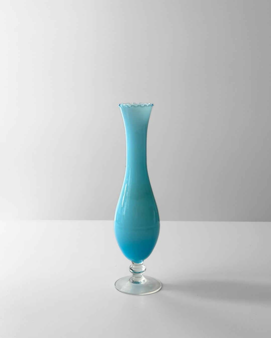 Daum France「クリスタルガラス フラワーベース」花瓶・傷あり中古品