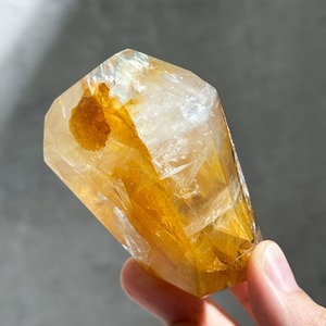 ミナスジェライス産ゴールデンヒーラー フリーフォーム51◇ Golden Healer ◇天然石・鉱物・パワーストーン