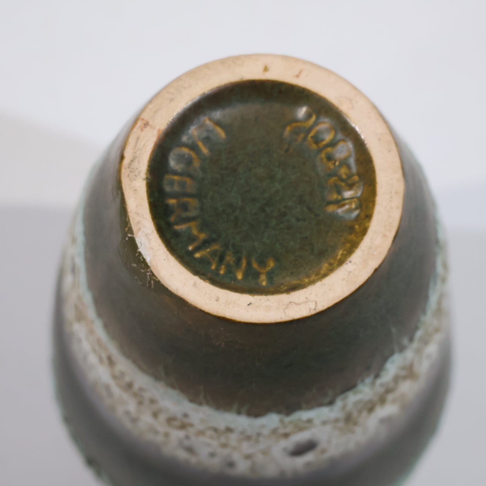 Scheurich-- 20.9cm | Fat Lava & German Art Pottery