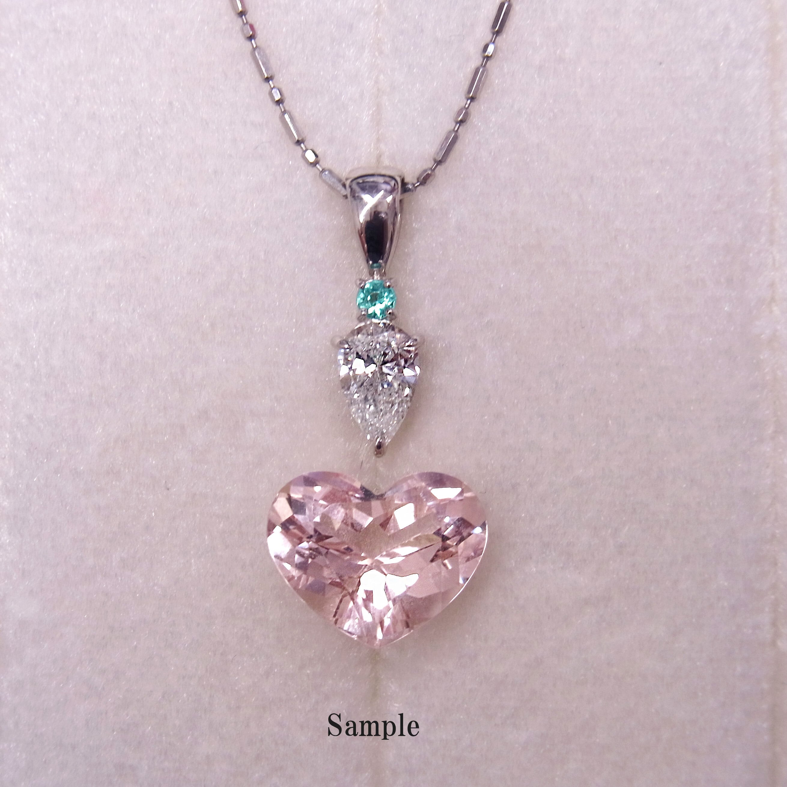 PT900天然ダイヤモンド ペアシェイプ パライバトルマリン添えトップ