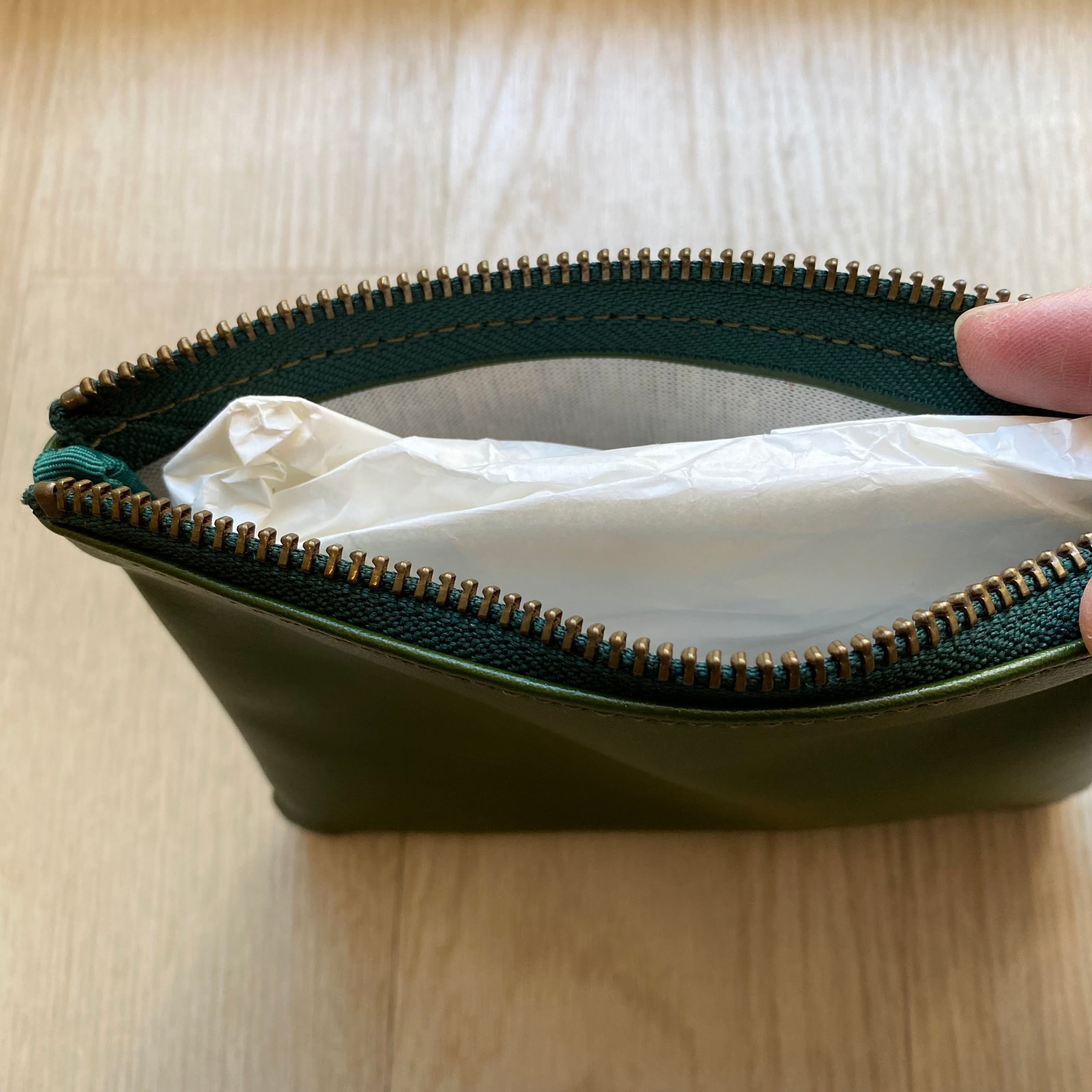 Vegan Restaurant AIN SOPH. サボテンレザーポーチ | Wise Up Shop