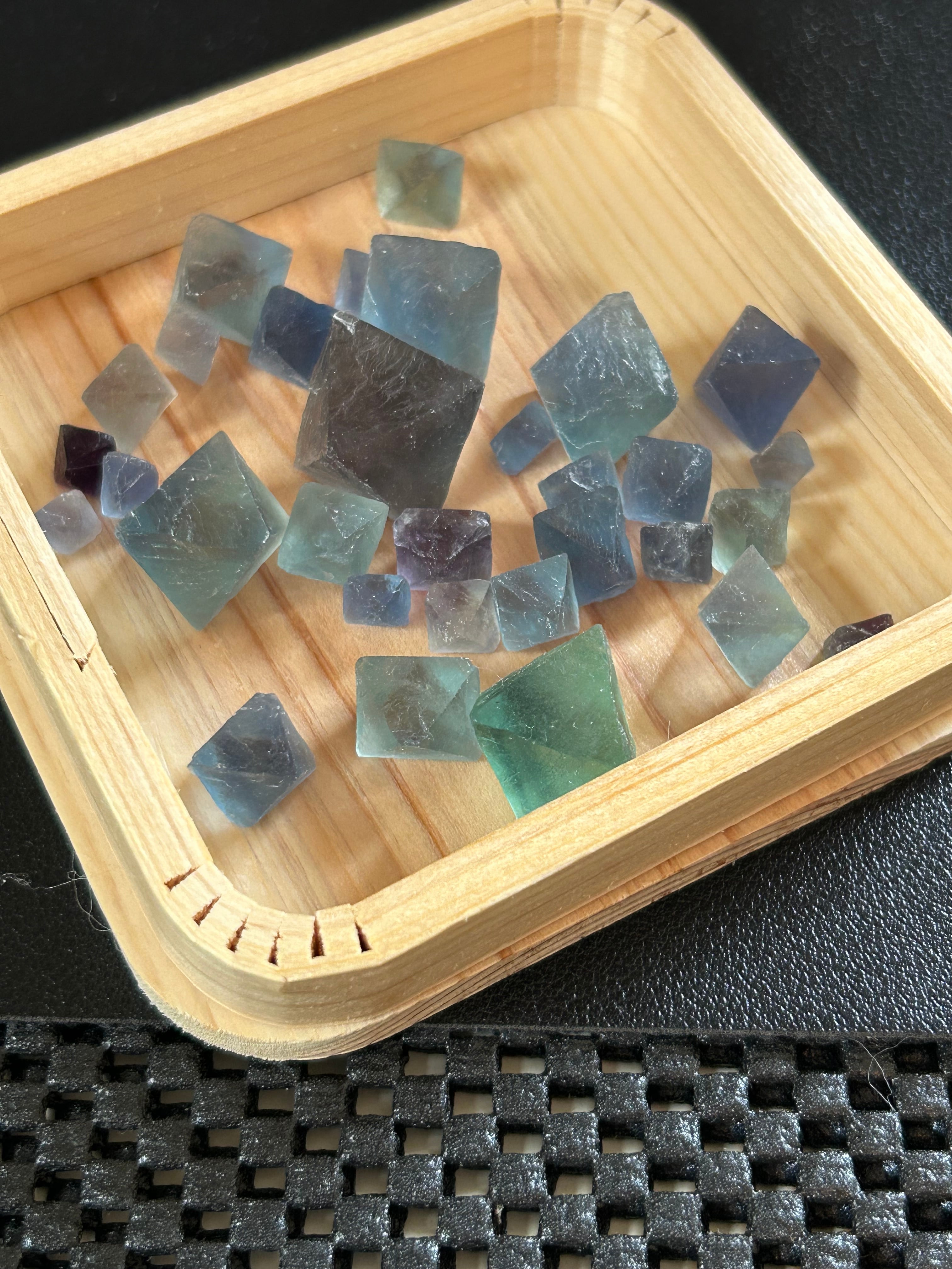 フローライト②49ミリ台座付き | BLUEMOON ぶるむん