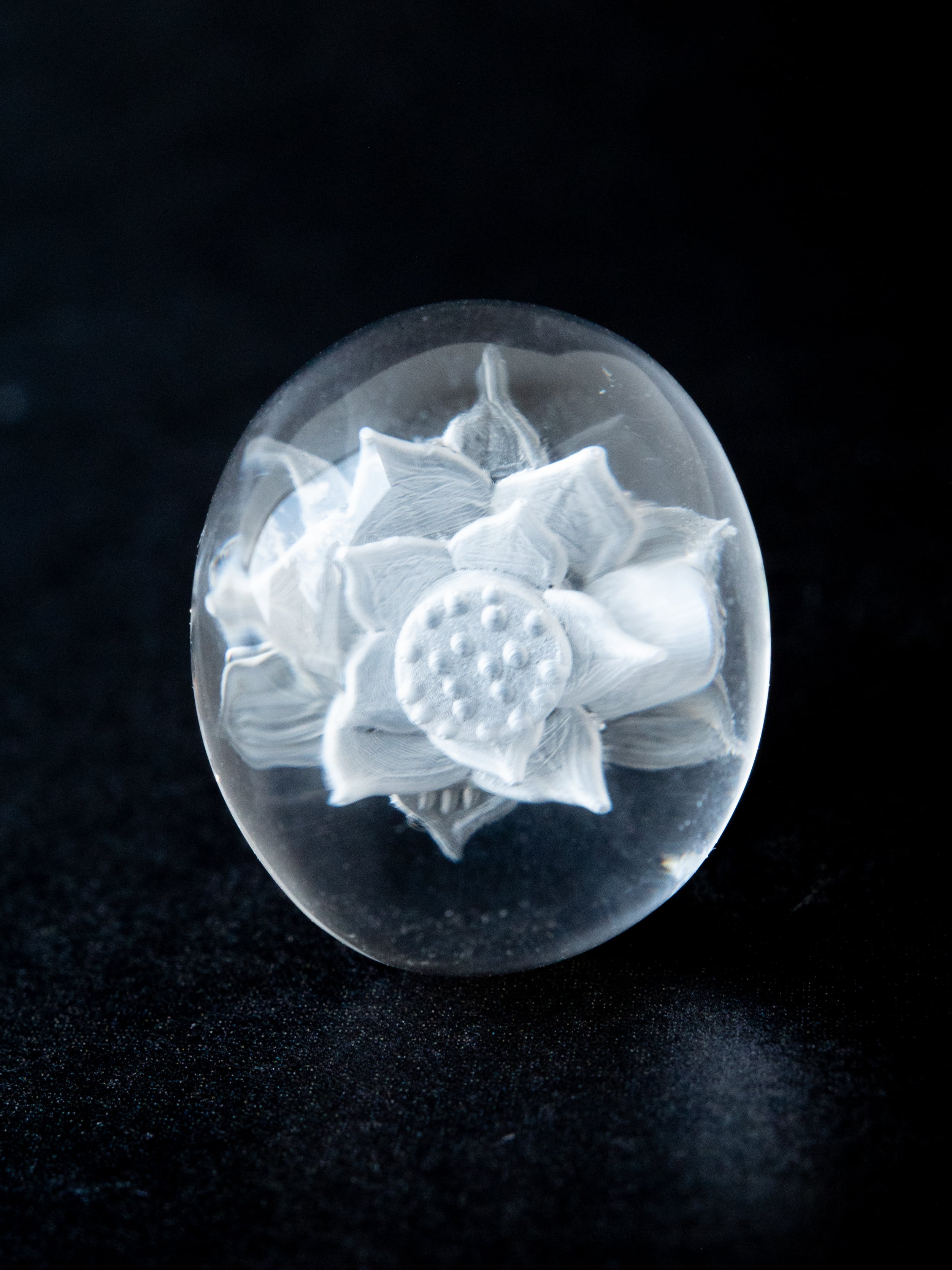 ハンドカービングクォーツ - a03