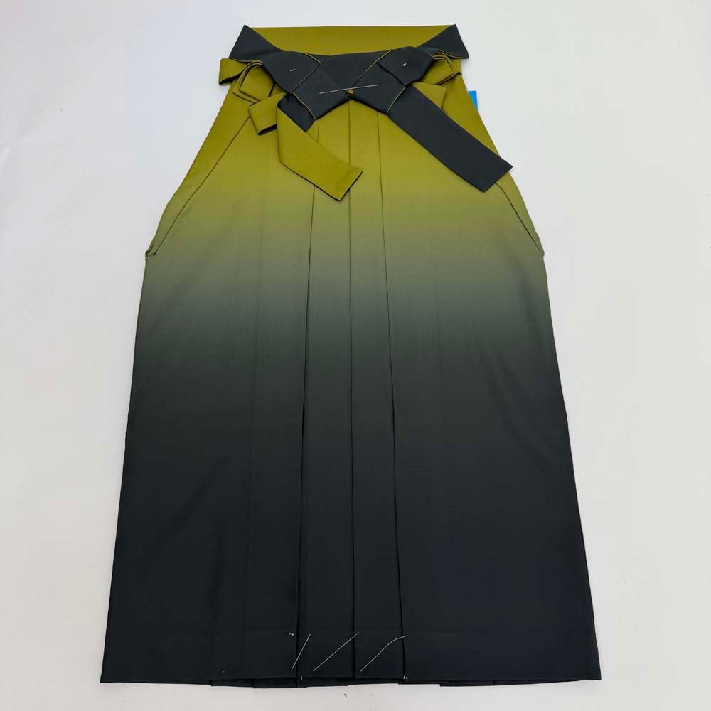 袴 S size 紐下丈87cm 行灯袴 卒業袴 女性用袴 ぼかし 黄緑 緑 中古 4707 袴 S size 紐下丈87cm 行灯袴 卒業袴 女性用袴 ぼかし 黄緑 緑 中古
