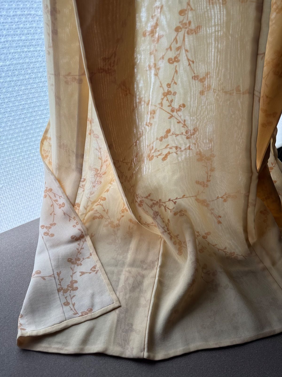 単衣 夏着物 小千谷縮 証紙付き 白地に風景 夏物 | ゆきもの屋