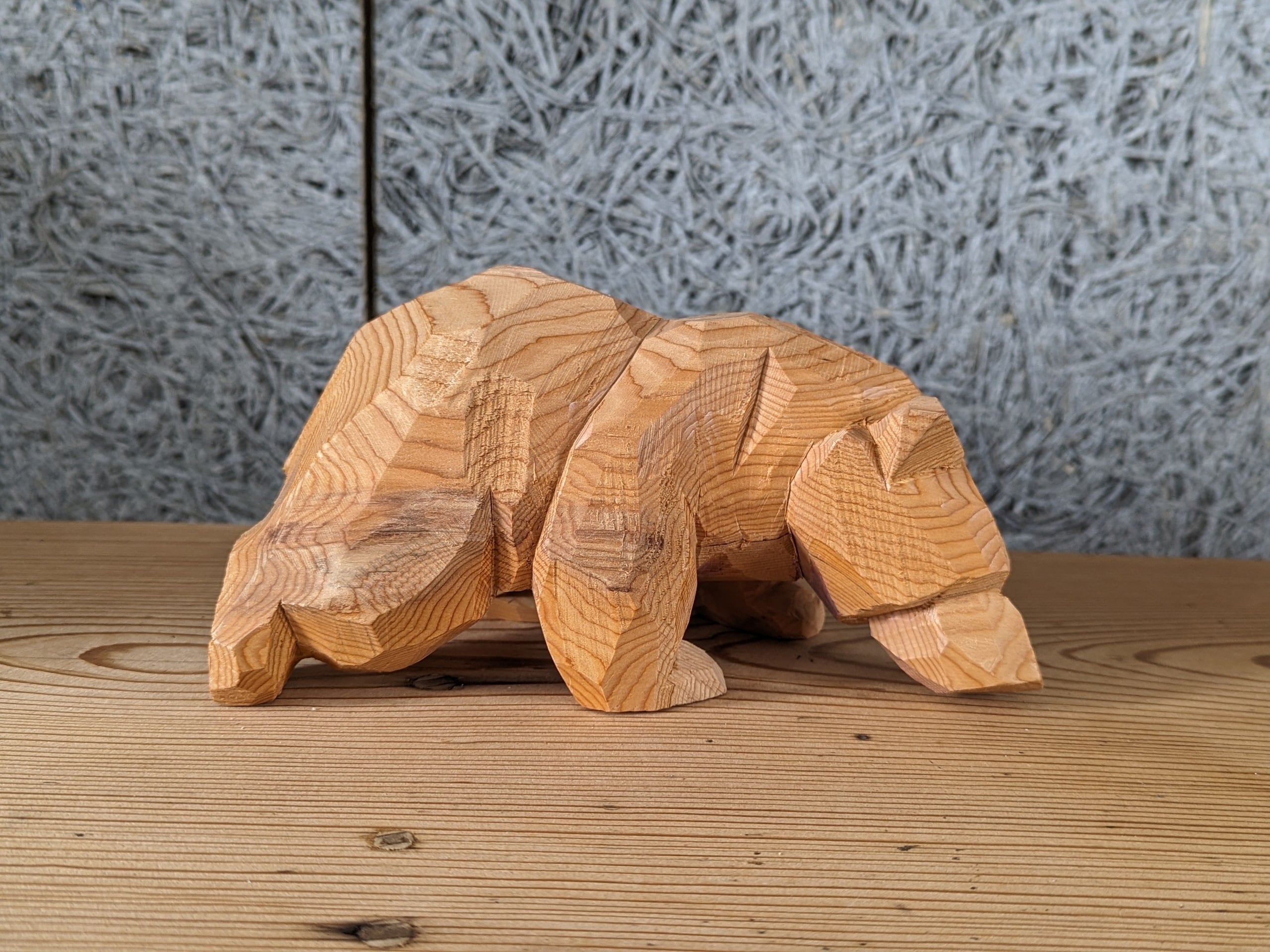 佐藤憲治 這い熊 ＃8「クンクンクン」 | 木彫りの熊 | inoya | Basic