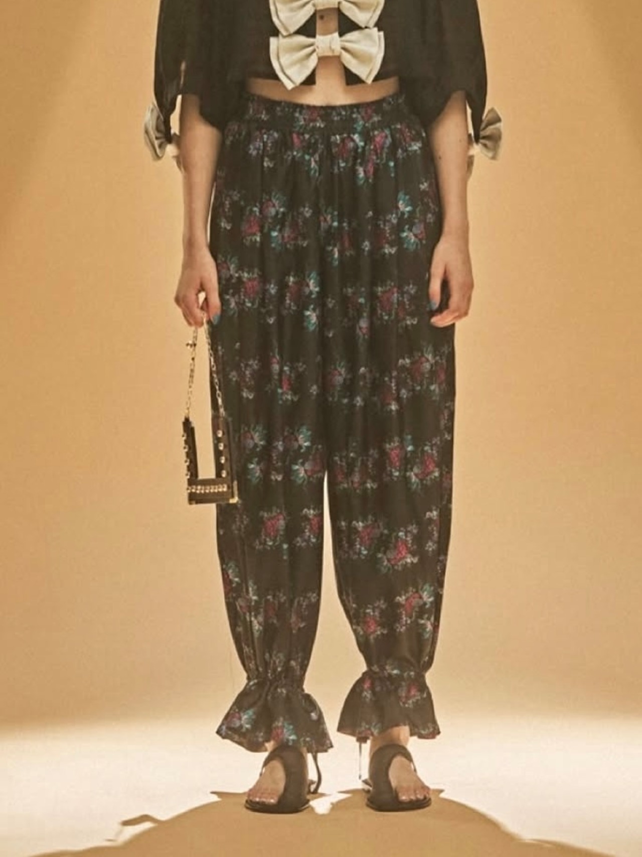 【26SS】FUMIE TANAKA フミエタナカ / flower satin PA / パンツ - 8