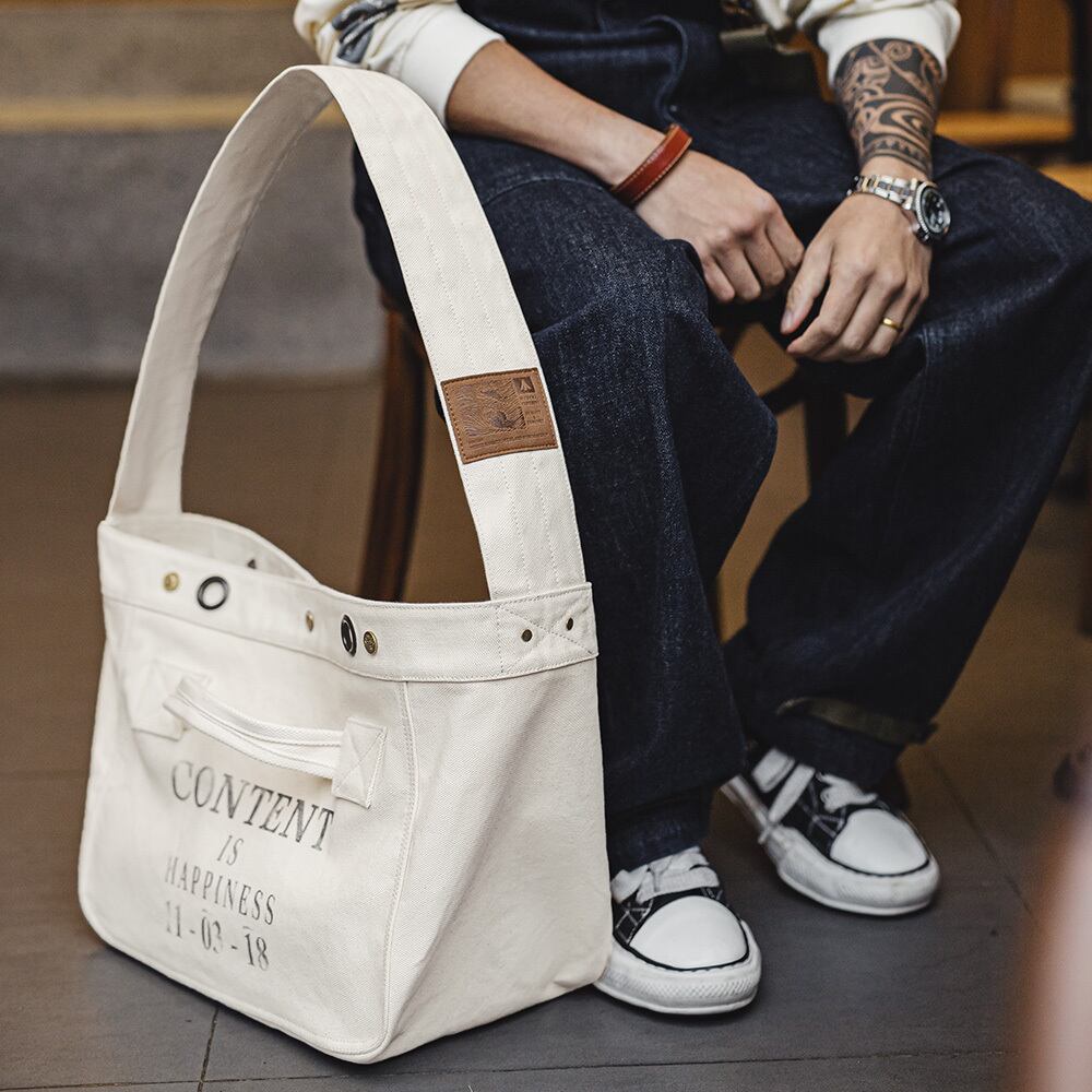 White Canvas Messenger Bag / ホワイト キャンバス メッセンジャー