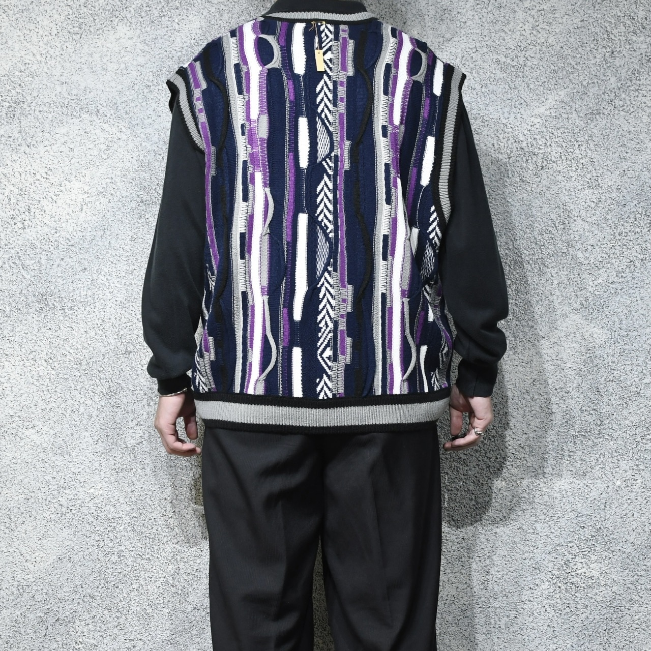 design 3D knit vest