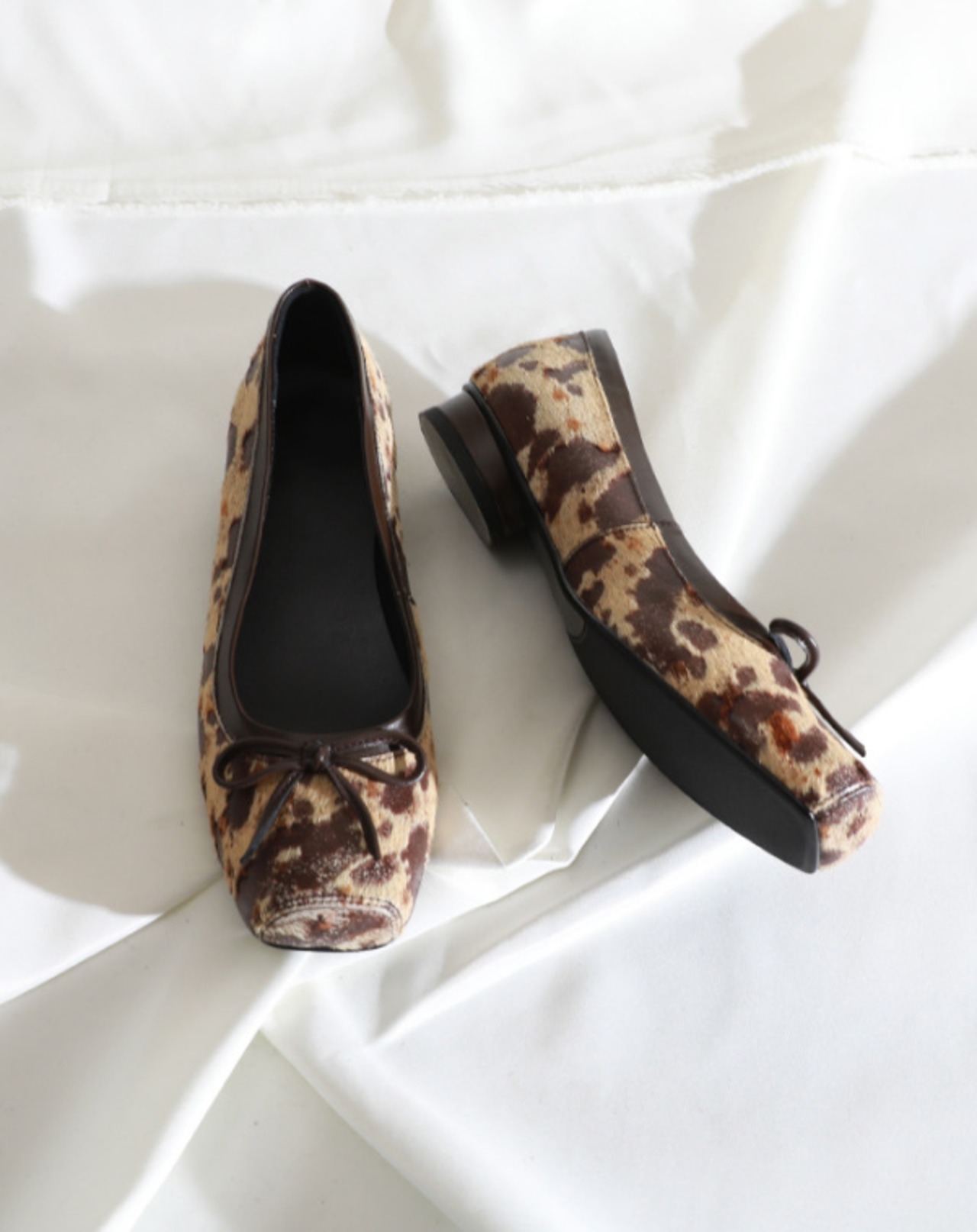 馬毛ブロックヒール スクエアトゥリボン付きシューズ