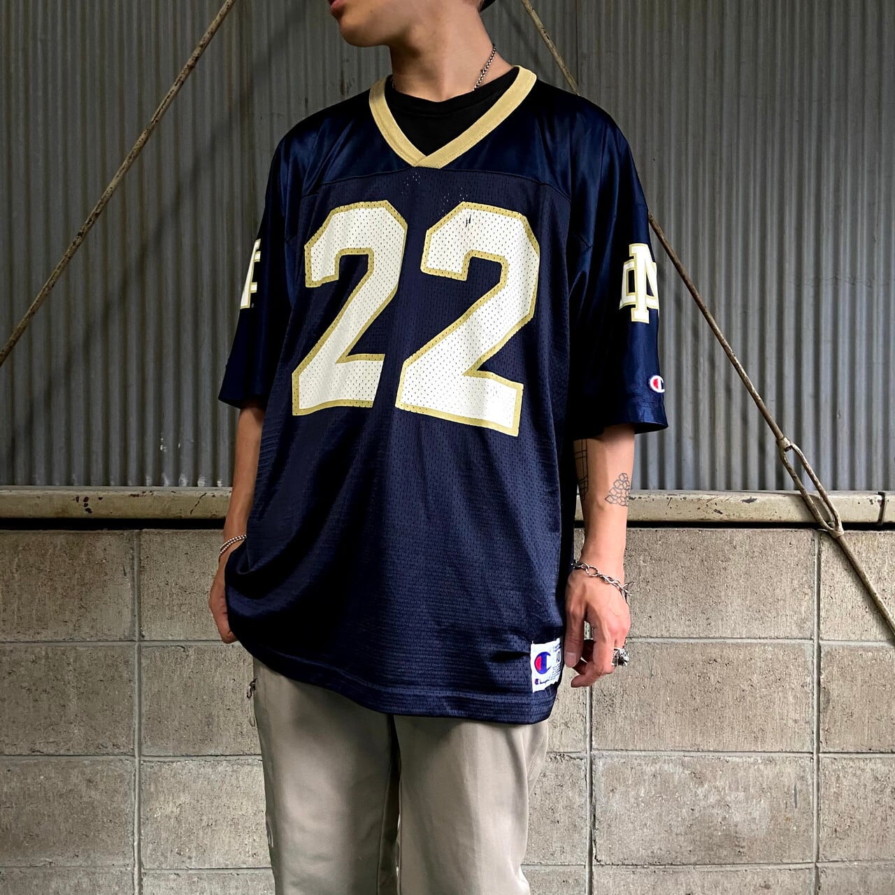 Champion チャンピオン ノートルダム ファイティング アイリッシュ フットボールシャツ メンズm 古着 Notre Dame レプリカユニフォーム アメフト メッシュ ネイビー 紺色 ゲームシャツ Sa Cave 古着屋 公式 古着通販サイト