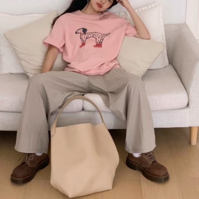 ”boots puppy”Tシャツ