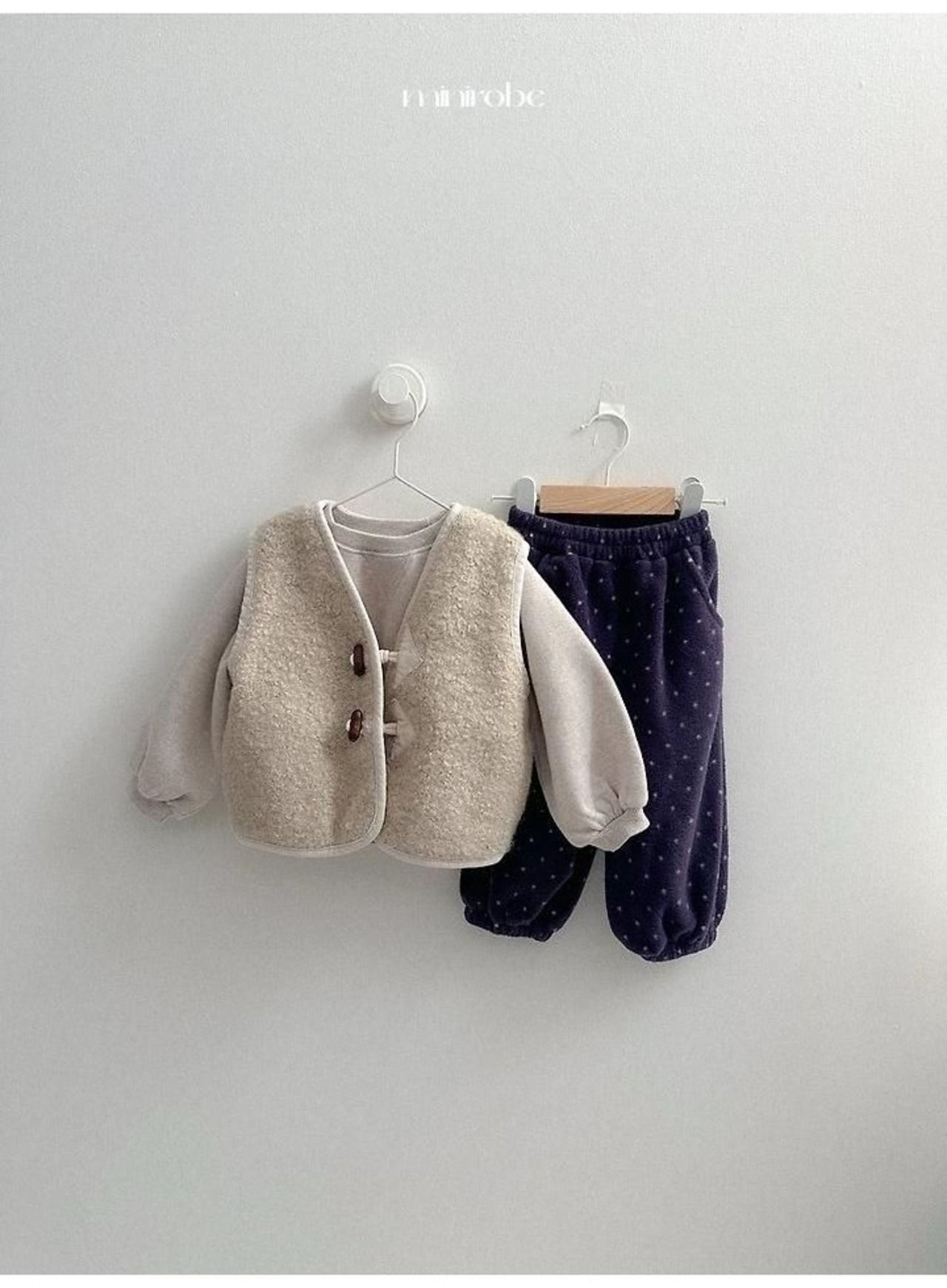 〖取寄〗韓国子供服 / 26winter / minirobe / ラグランラウンドトレーナー / キッズ *S~XL*