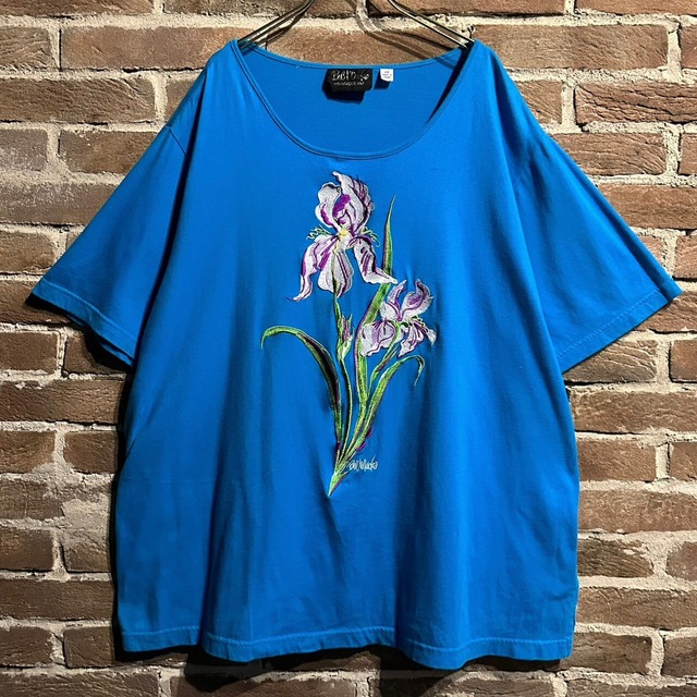 【Caka act3】"BOB MACKIE" Beautiful Flower Embroidery Design T-Shirt