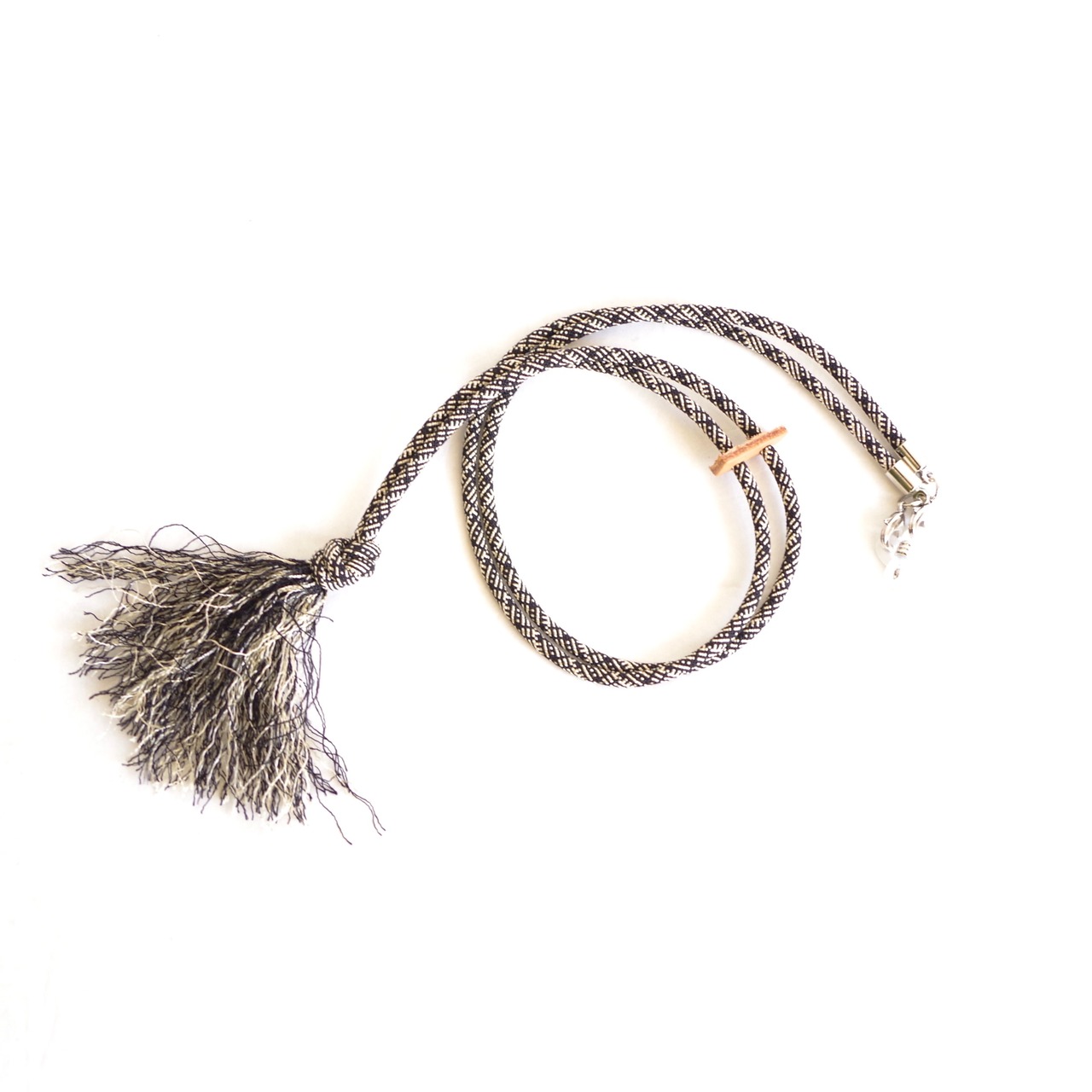 Nine Tailor Silk braid Code "Fringe" N-1246