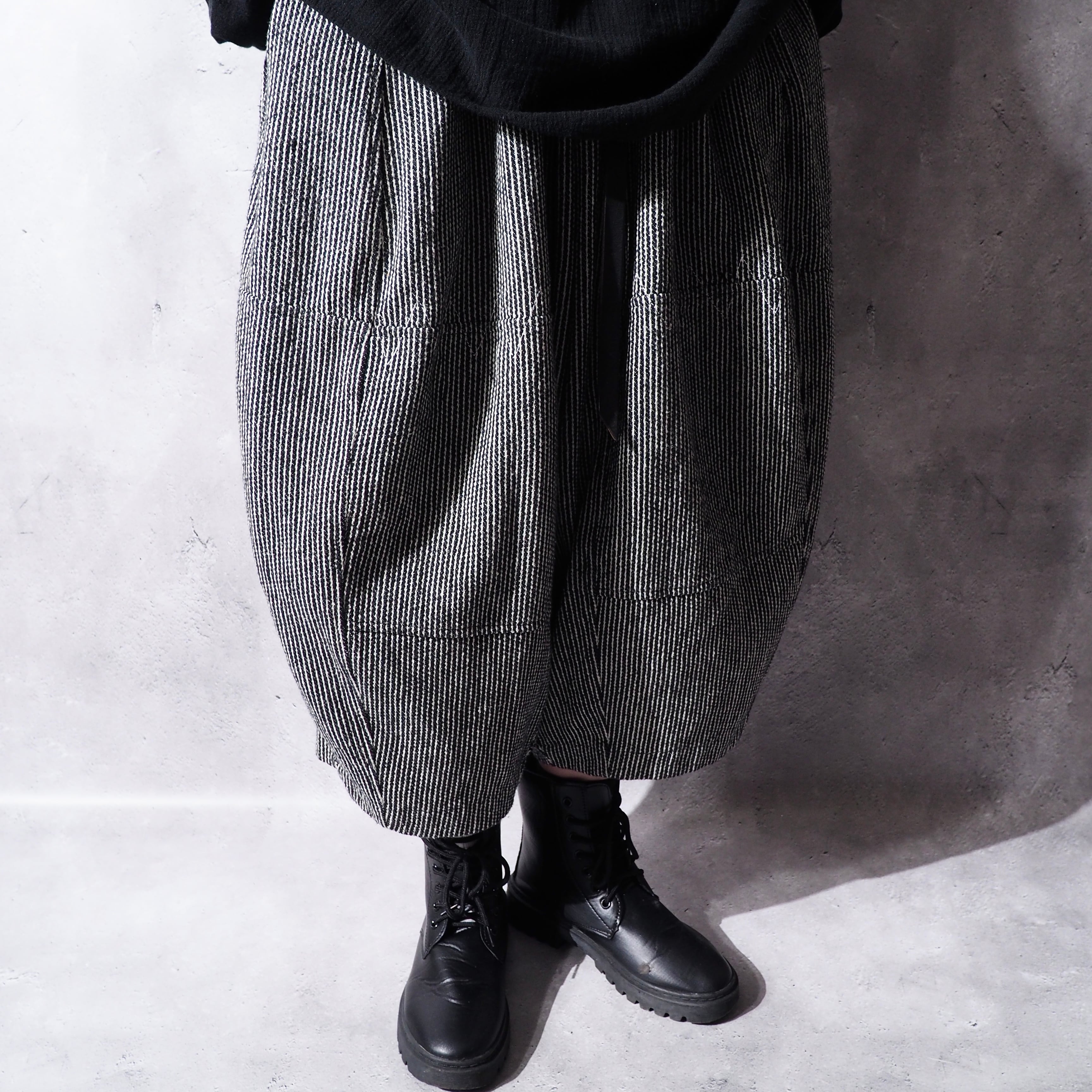 ” 萌 - moyuru ” Cotton Wide tapered Balloon pants
