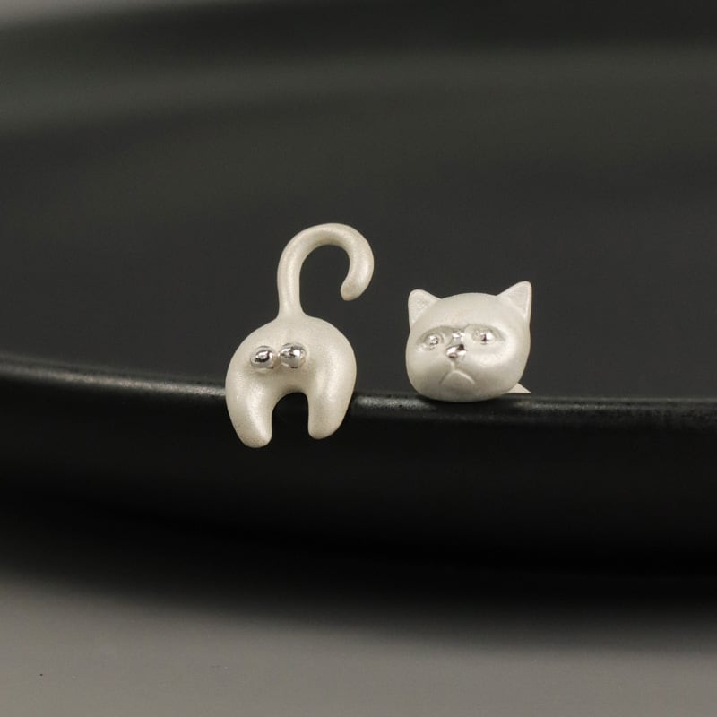 鬼ごっこ S925シルバーリング 猫モチーフ 白仕上げシルバー