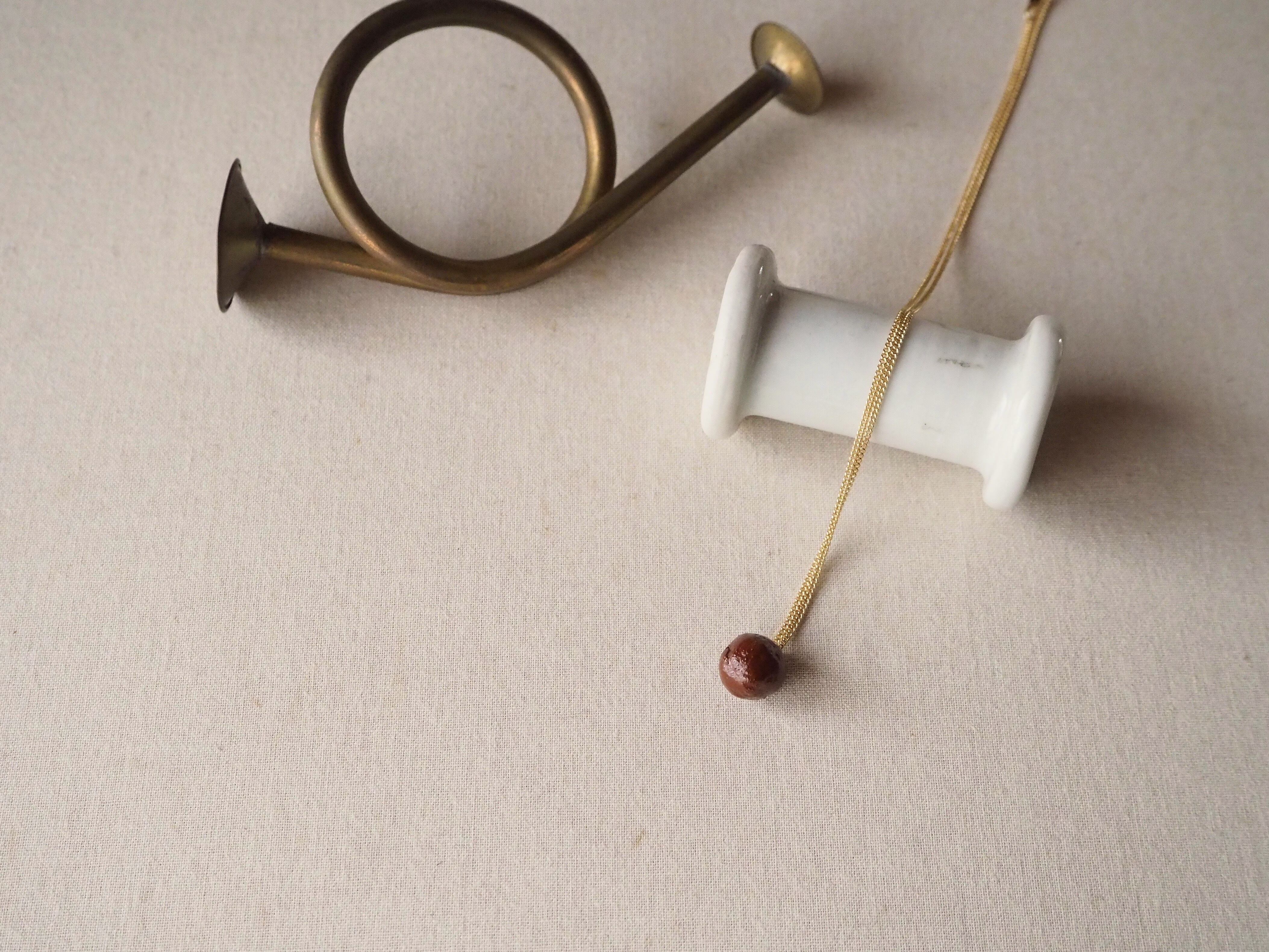 紙胎漆 まる首かざり（朱）ーネックレス | ito natsumi 