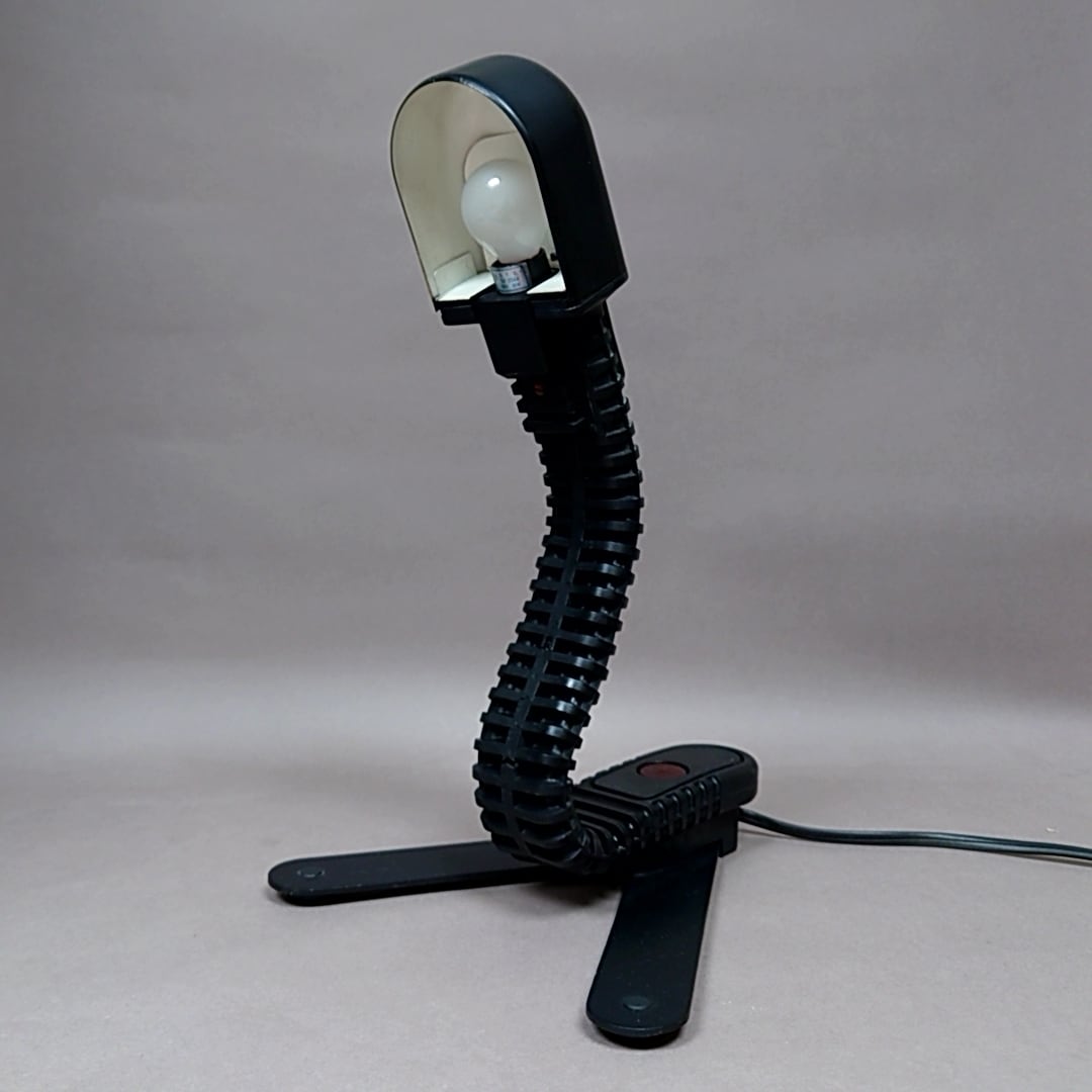 黒川雅之 "Cobra Junior" テーブルランプ ヤマギワ