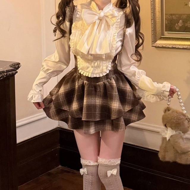 ファートリム襟ケープコート＆スカートセット：ブラウス