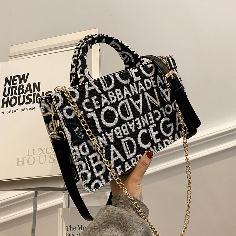 オータムウィンターチェーン 秋物 冬物 スクウェア メッセンジャーバッグ 手作りハンドバック93864722588