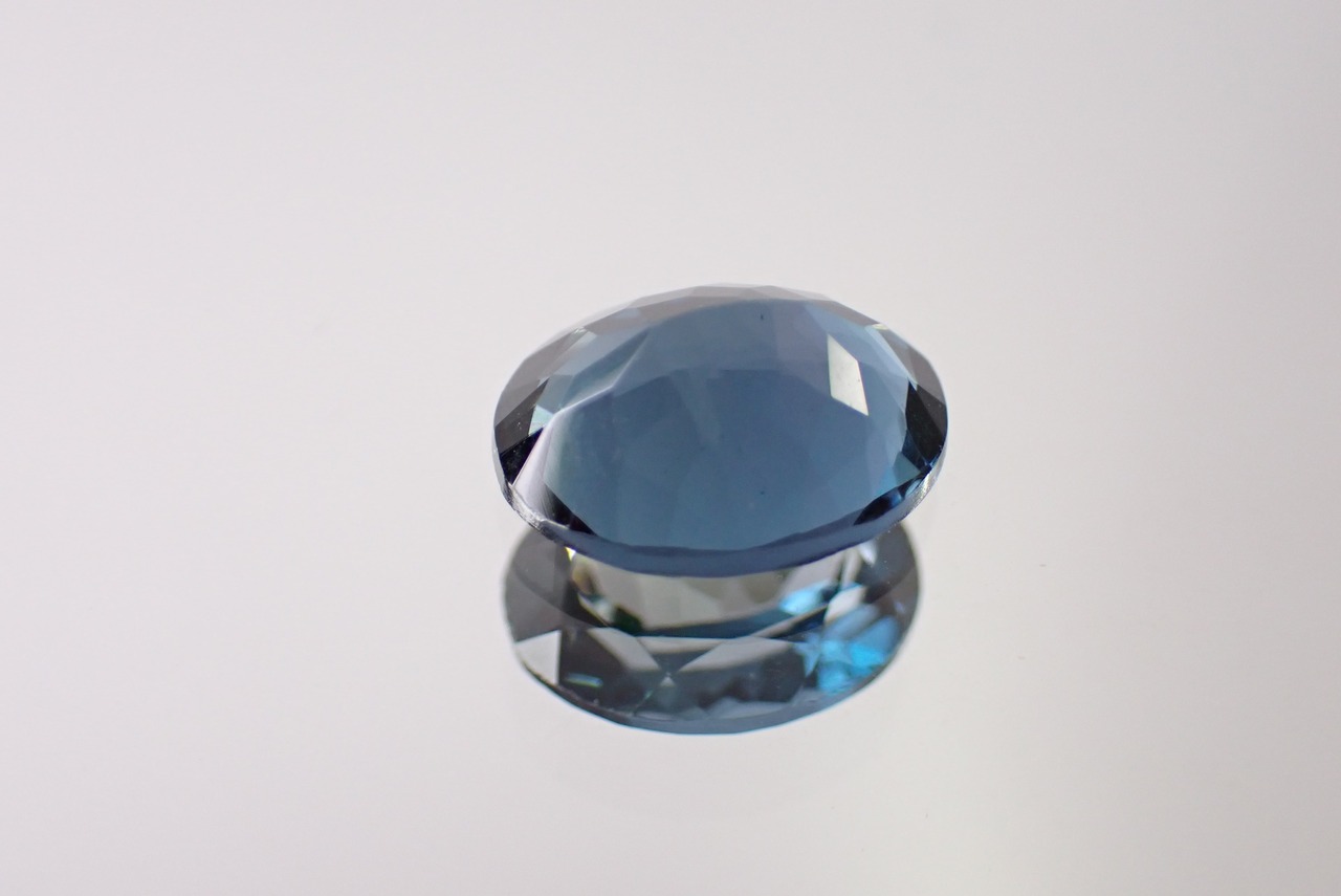 ロンドンブルートパーズ　2.81ct　[C7‐47]
