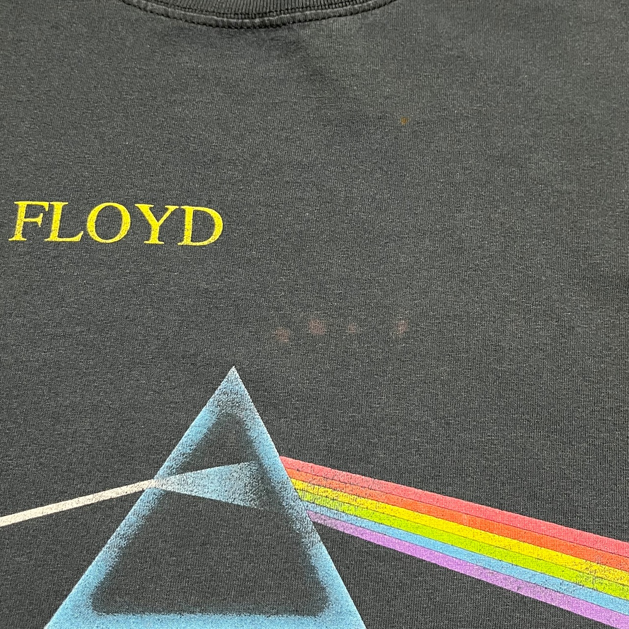 2000's PINK FLOYD music tee "dark side of the moon"