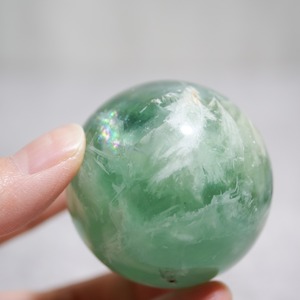 エンジェル フェザー フローライト【φ4.8cm】/ スフィア