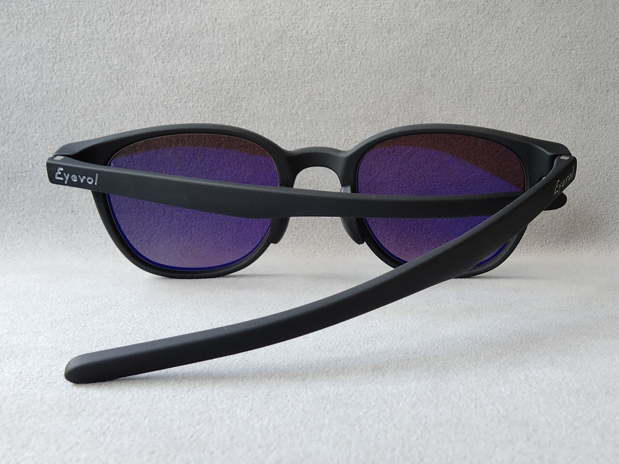 Eyevol（アイヴォル）「MILBURN（51）ミルバーン」C:MBK-DG-DK.GRY