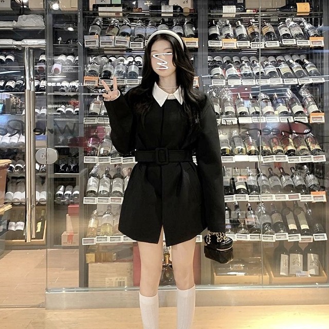 アウター コート ブルゾン ショート丈 長袖 Uネック ウエストマーク かわいい 大人可愛い きれいめ シンプル カジュアル 大人 上品 おしゃれ お洒落 大人可愛い 大人女子 こなれ感 ラブリー キュート ガーリー ルーズ エレガント 主役級 存在感 フォーマル 無地 秋 冬 10代 20代 30代 レディース 女性用 ママ 女の子 オフィス ビジネス OL 通勤 学生 通学 デート お出かけ 女子会 お泊まり 休日 パーティー イベント 旅行 ホテル ガーデン レストラン 着回し 普段使い お揃い