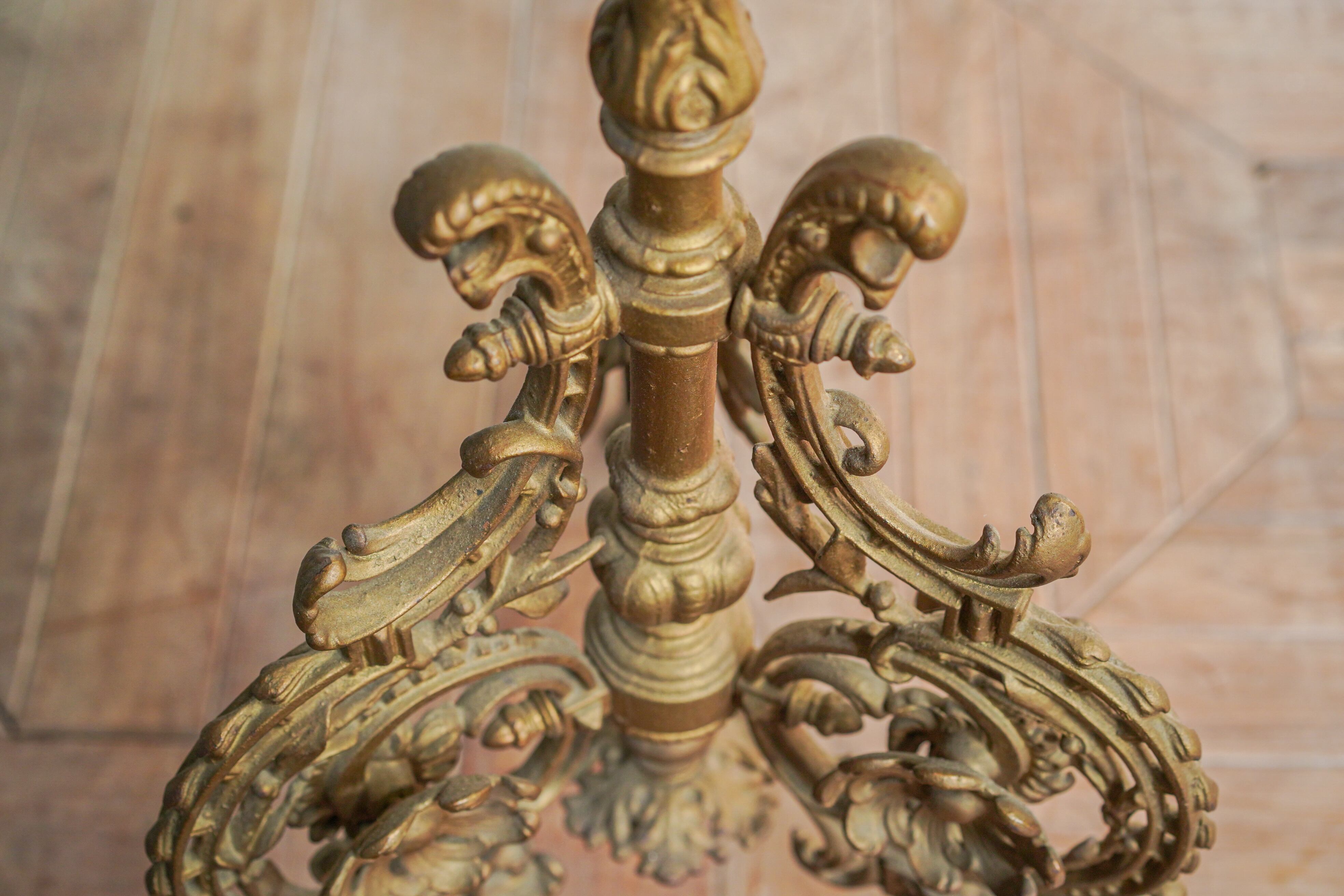 大理石ローテーブル　真鍮　アンティーク　ヴィンテージ家具 大理石ローテーブル 真鍮 アンティーク ヴィンテージ家具 大理石の