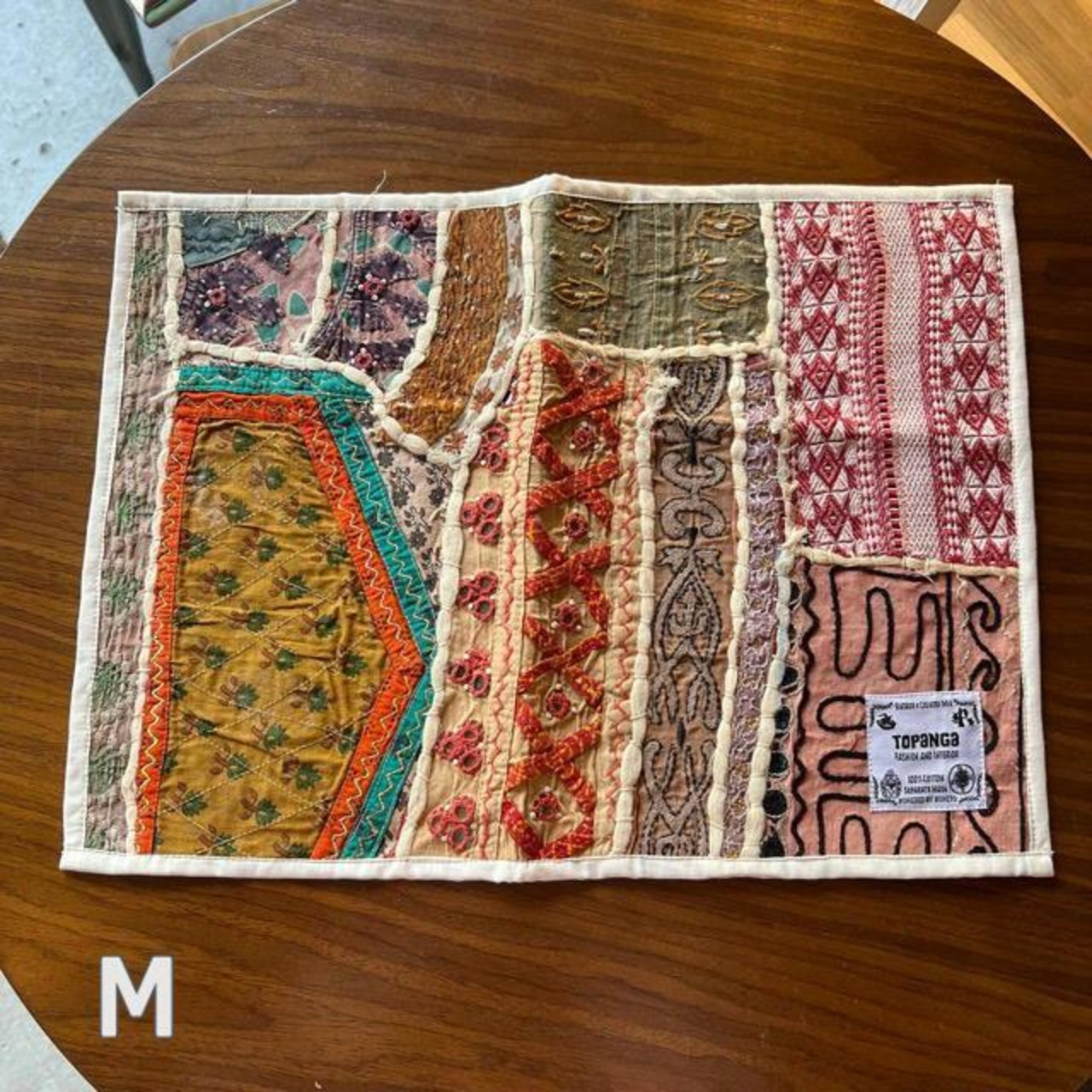 TOPANGA Kitchen India Vintage Sari Embroidery Lunch Mat 40×30cm 20Type　インド　ヴィンテージサリー刺繍ランチマット　20種【メール便可】