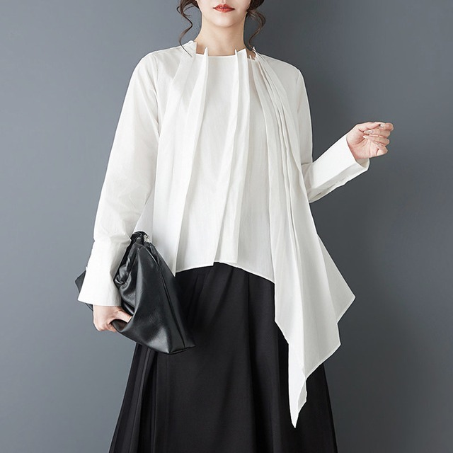 Asymmetric drape pleat blouse【2color】 C1493
