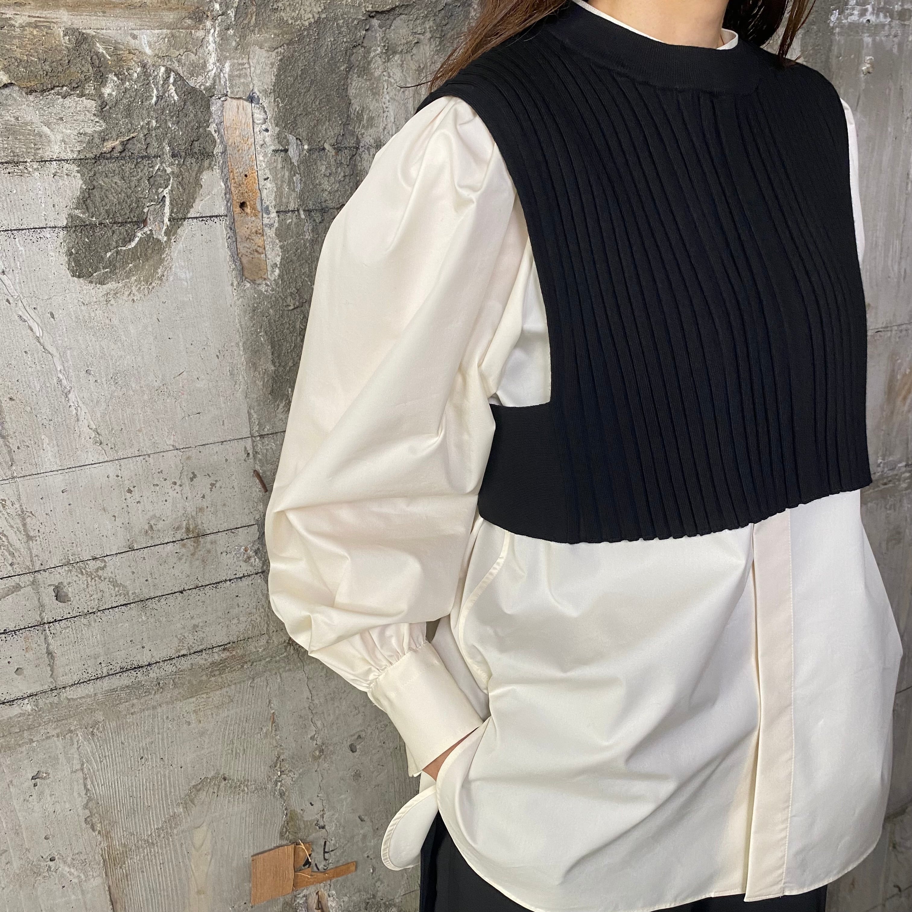HYKE(ハイク)】 QUILTED CROPPED VEST | myglobaltax.com