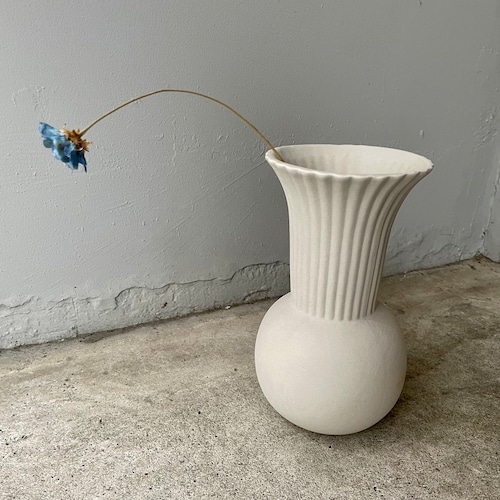 フラワーベース　白　花瓶