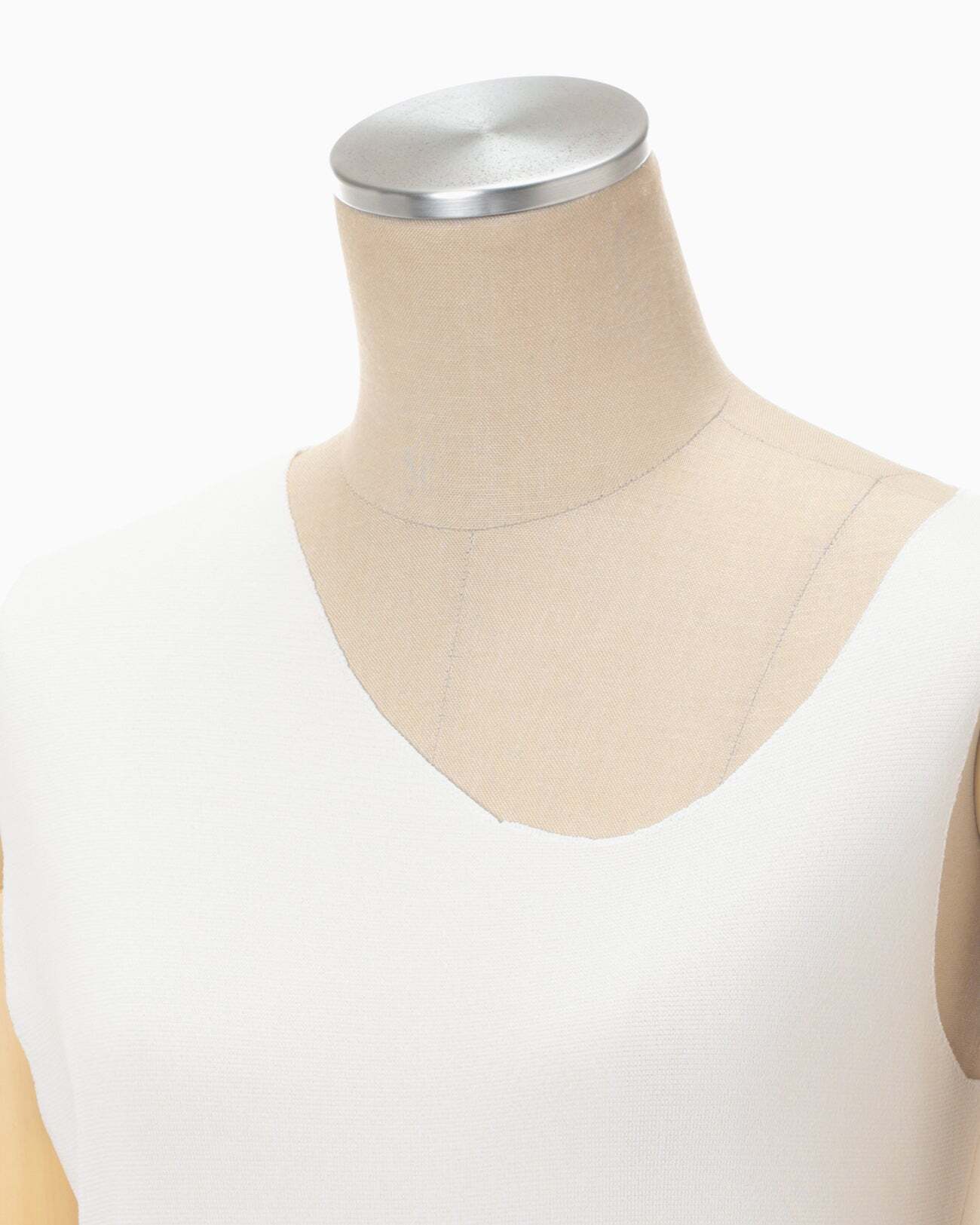 Mame Kurogouchi / マメクロゴウチ】Asymmetric Neck Knitted Dress
