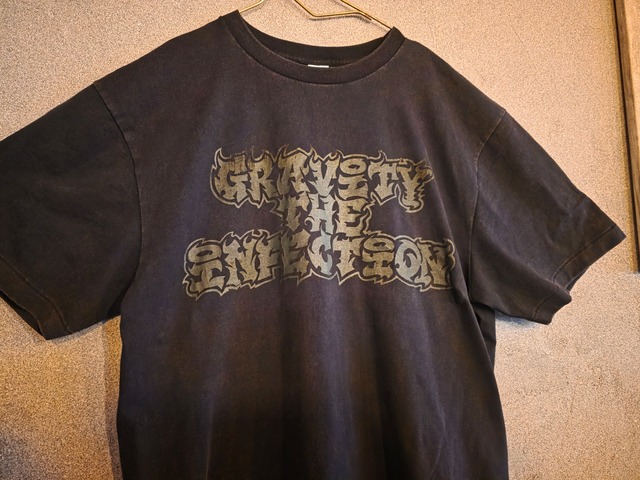 gravity ”type taboo” T-SHIRTS(Fade Black)