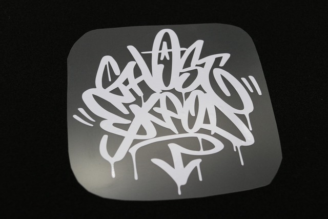 Graffiti "circle drip” (ホワイト)