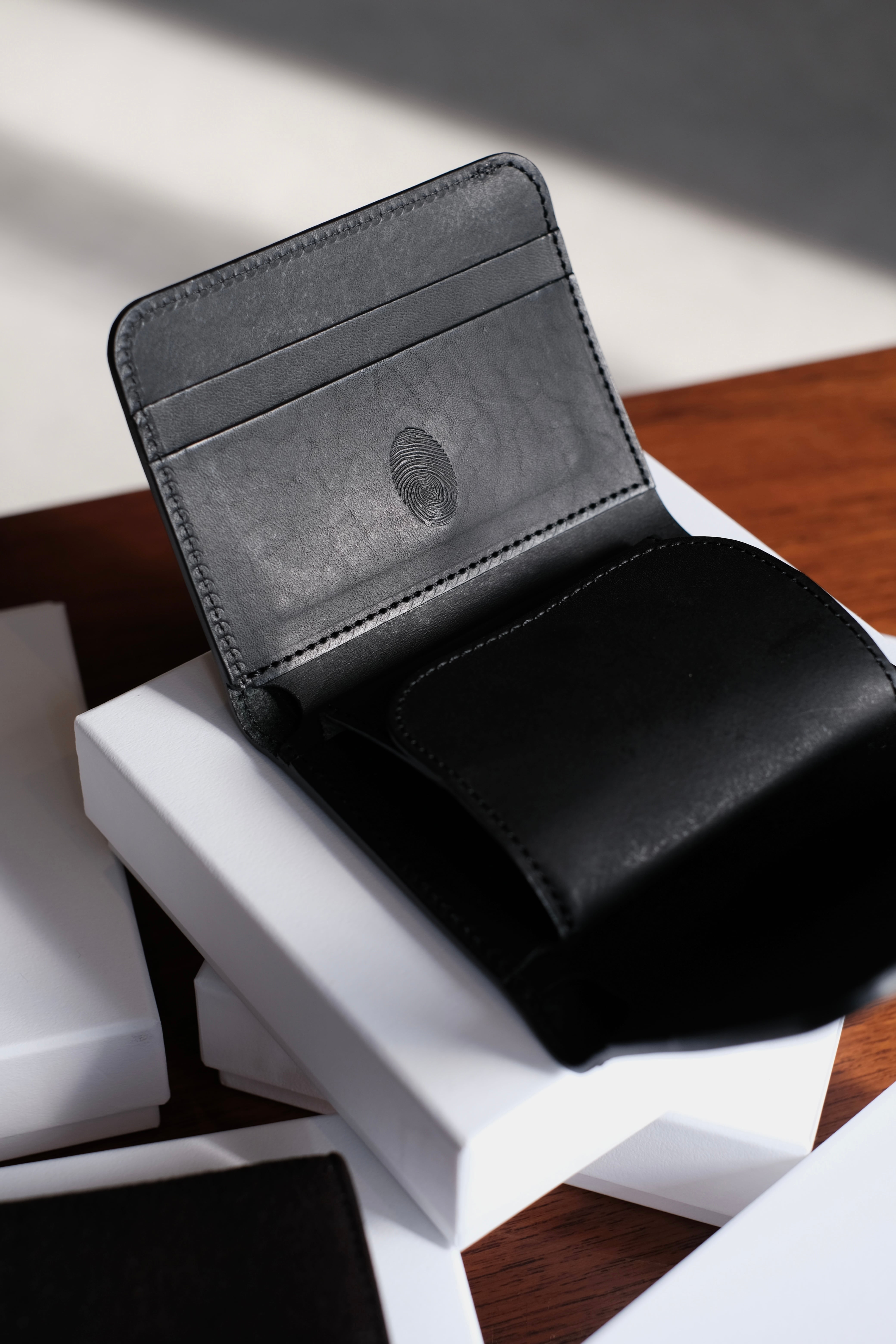 小物 PETROSOLAUM Mountain Fold Wallet PETROSOLAUM × CASANOVA&CO Mountain Fold Wallet D.GREEN/BLACK