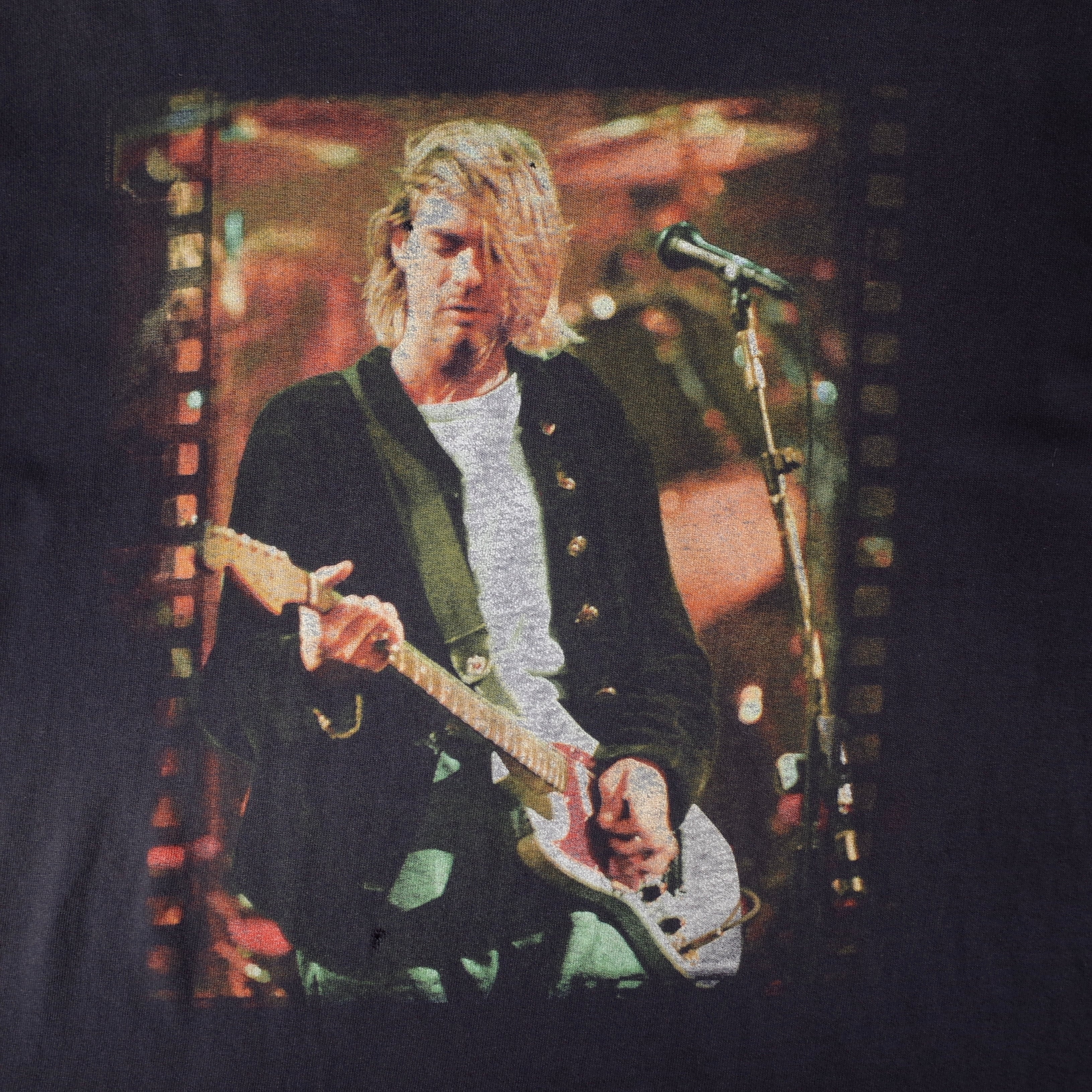 VINTAGE】 “KURT COBAIN by NIRVANA” Front Printed Rock T-shirt s/s