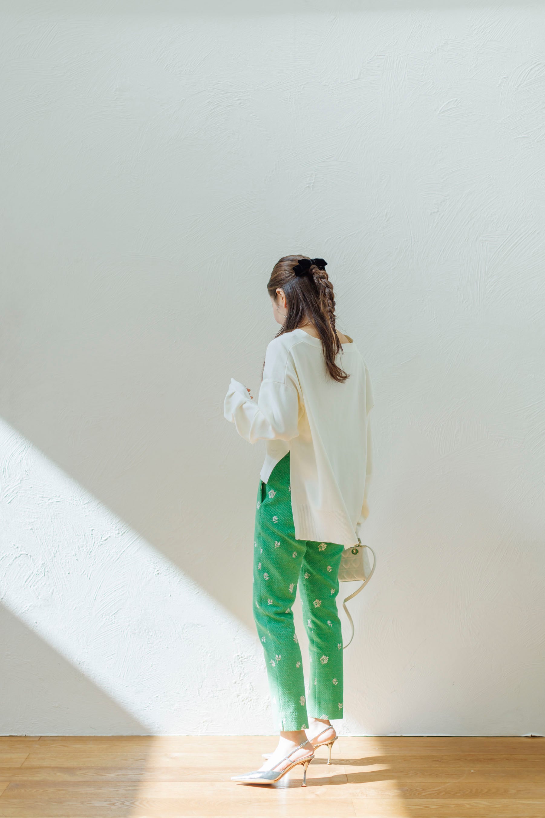 3/15(fri)21:00ーOriginal embroidery tweed pants | Bluelea 