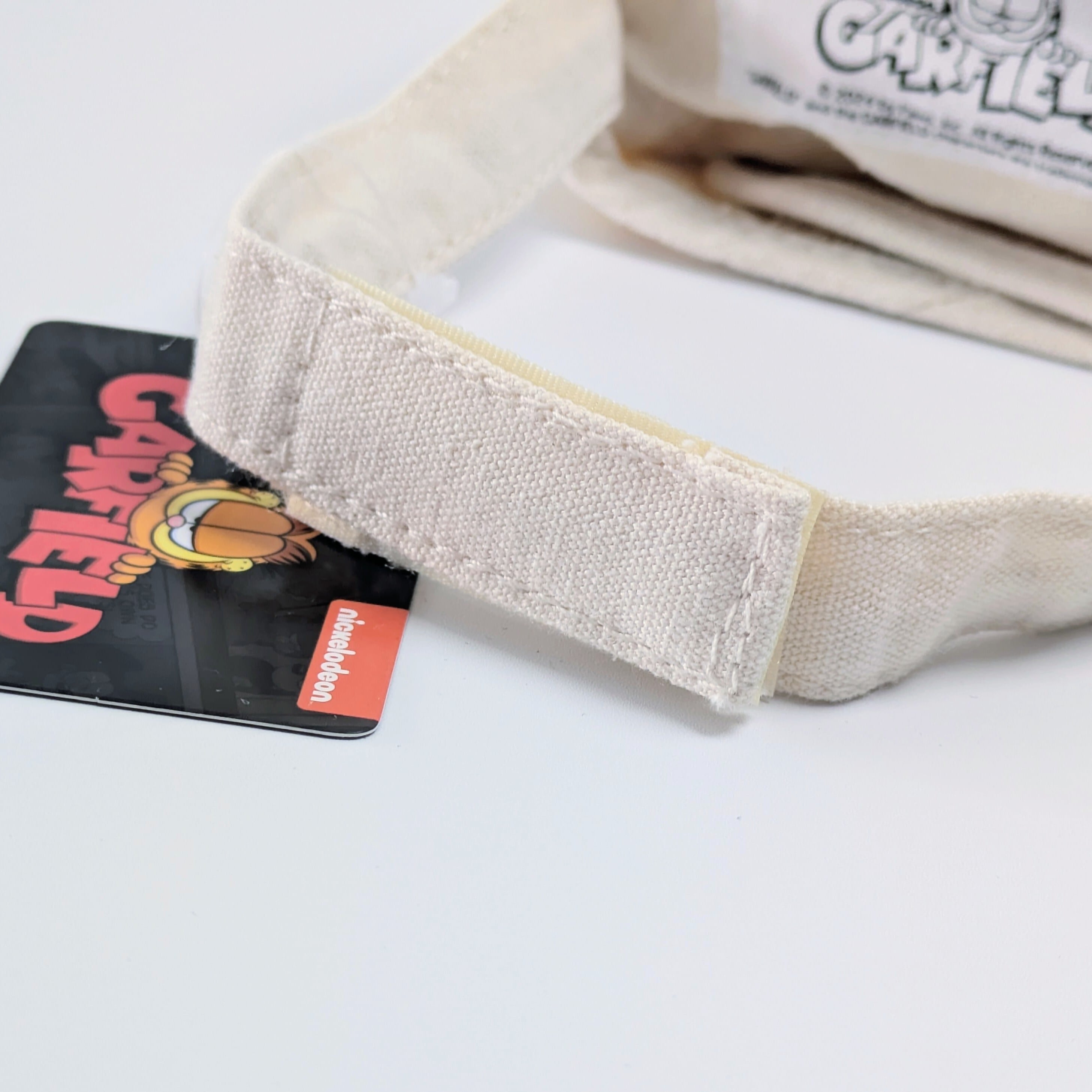 ✨️ティッシュのドレスアップに♡✨️ Tissue Cover / ティッシュカバー 吊り下げ / ティッシュケース【 Garfield ( ガーフィールド ) 】YELLOW