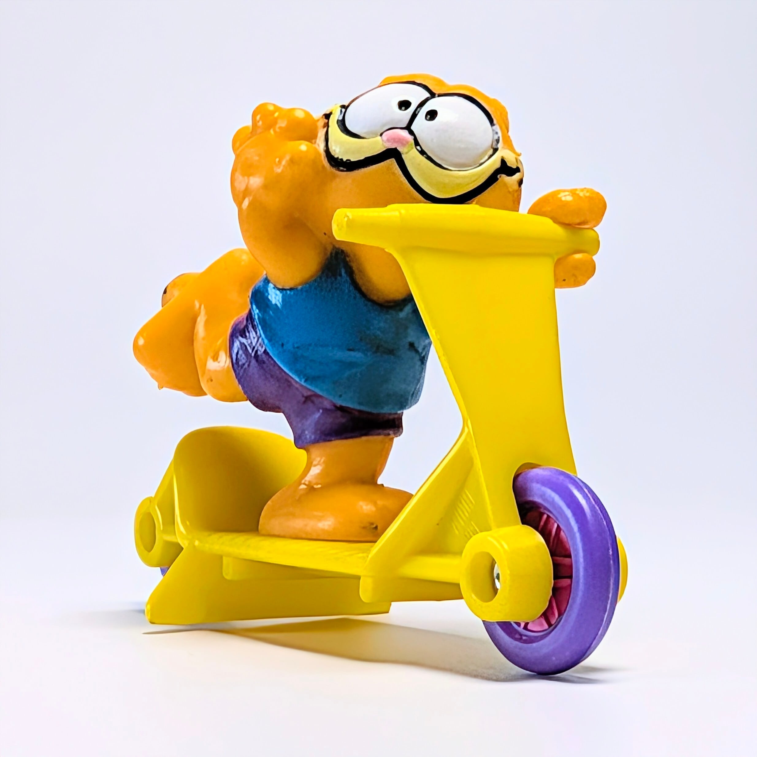 ☆ VINTAGE 1988 ☆【 McDonald's  ( マクドナルド ) 】1988年マクドナルドミールトイ 『 Garfield on Scooter（ガーフィールド オン スクーター）』〜スクーターで調子に乗るあいつ(笑)〜 / ミールトイ / ハッピーミール 〚アメリカン雑貨 アメトイ〛