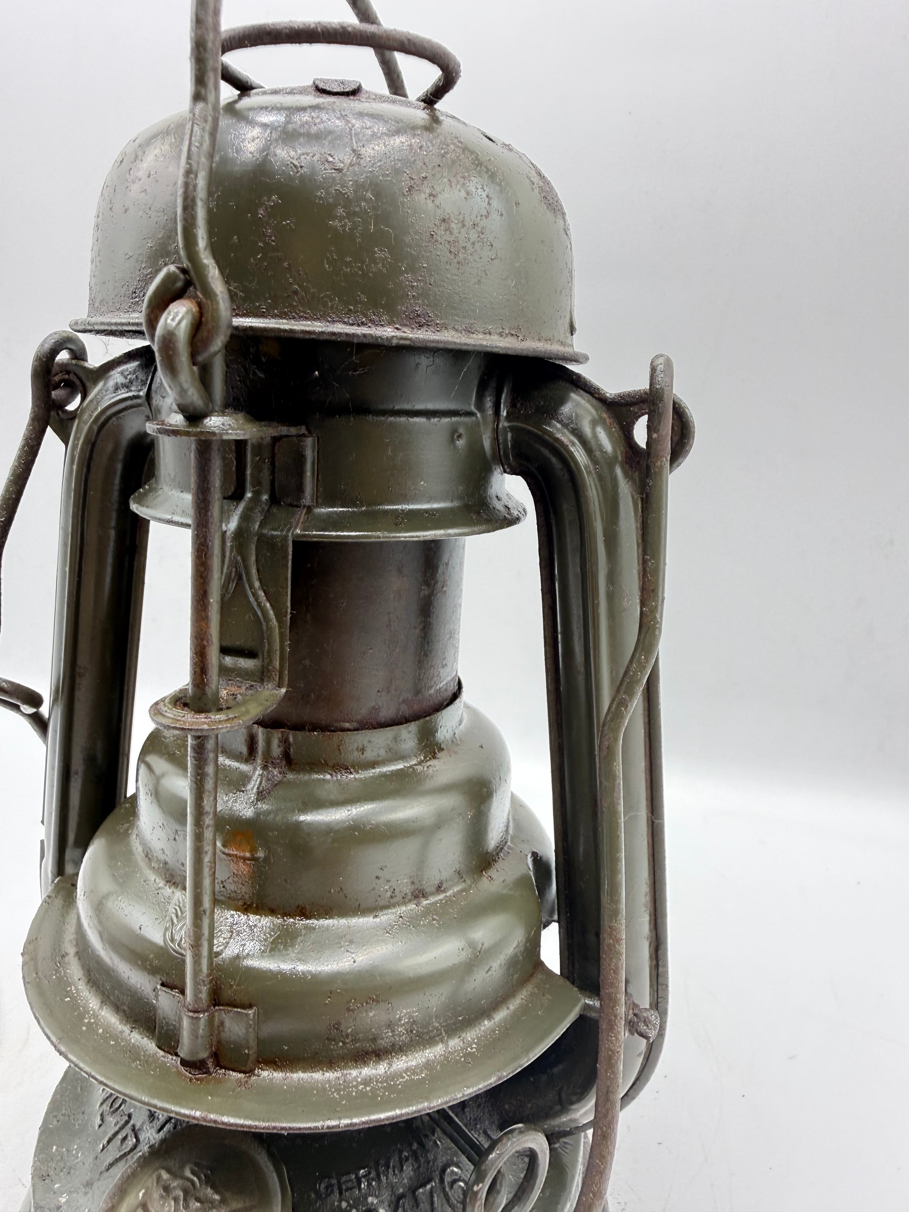 001 FEUERHAND No.176Lu WW2 オリジナル塗装 | ヴィンテージランタン