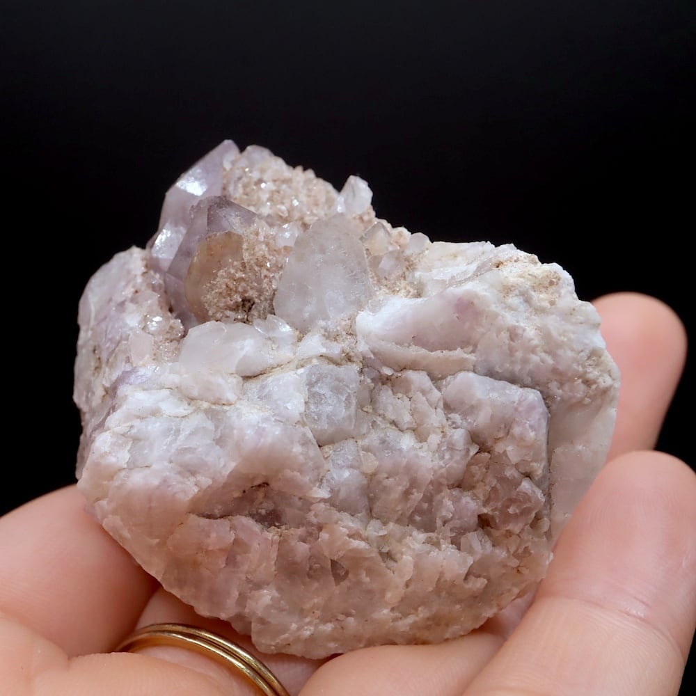 アメジスト 紫水晶 クォーツ 115g AMT335 鉱物 原石 天然石