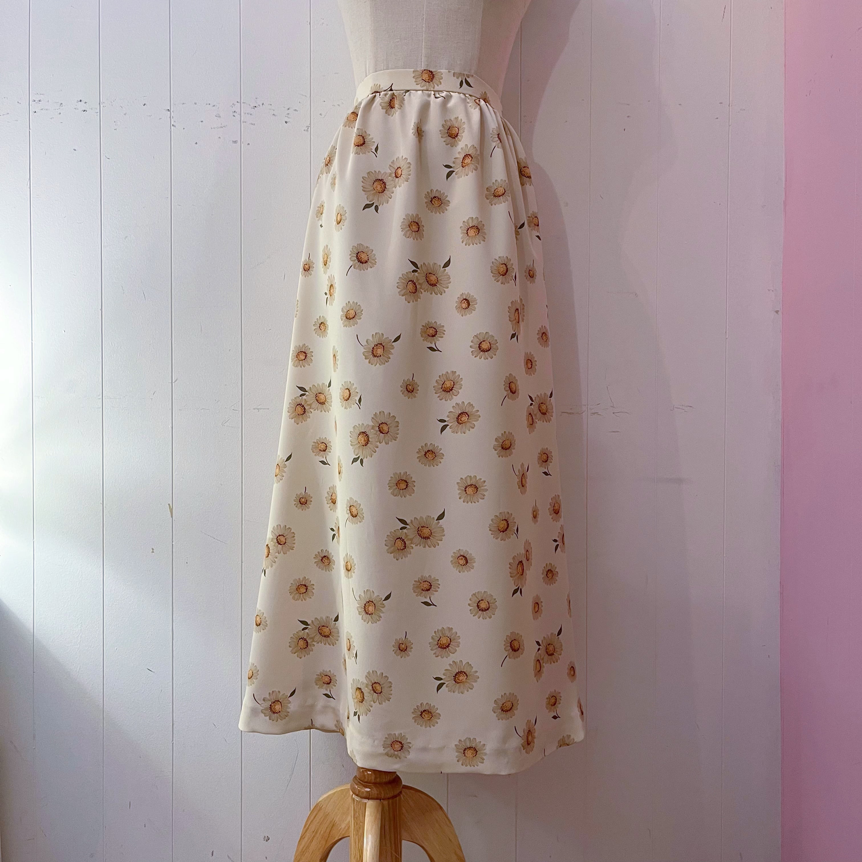cream marguerite gather skirt