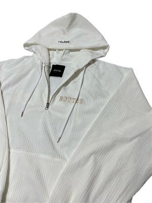 harf zip back logo hoodie / ホワイト　rou043