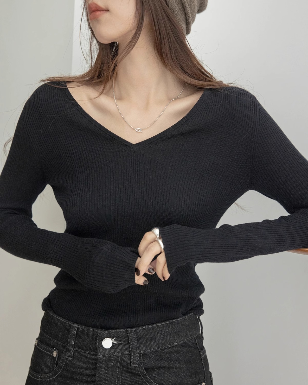 V-neck slim rib Knit T20334
